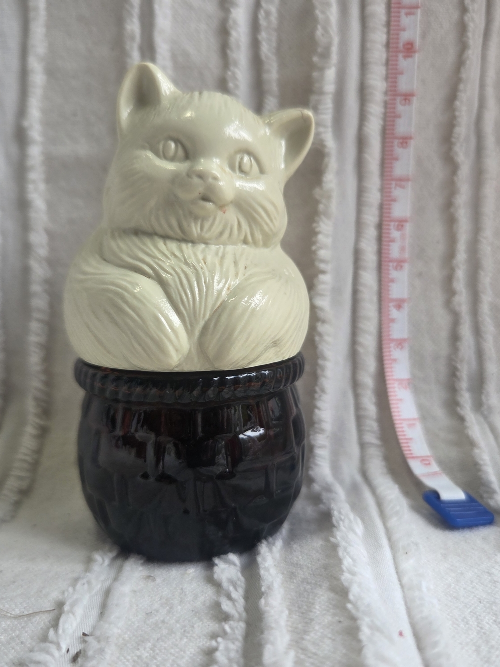 Vintage Avon Cat Figurine Bottle